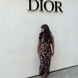 Zara Red Bodycon Midi Dress with V-neck for Cocktail